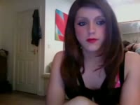 [ Tranny Movie ] Precious newcomer to the live streaming webcam Naomi Clark chats with shemale lovers live